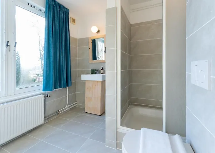 Bed and breakfast Geulzicht 3*