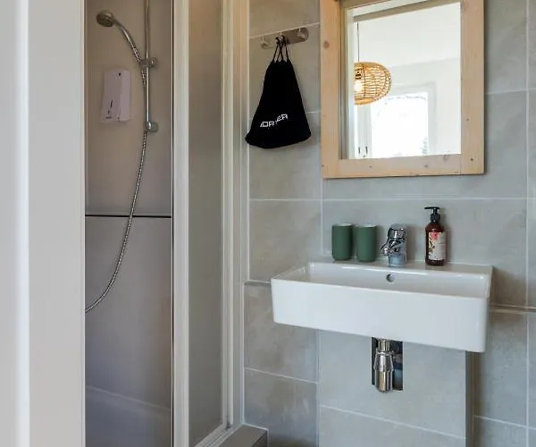 Bed and breakfast Geulzicht 3*